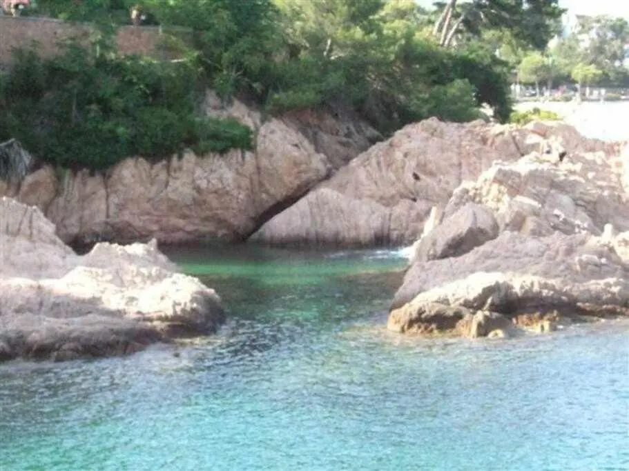 Costa Brava Sagaró frontbeach cala acces Sant Feliu de Guíxols 0*,  España