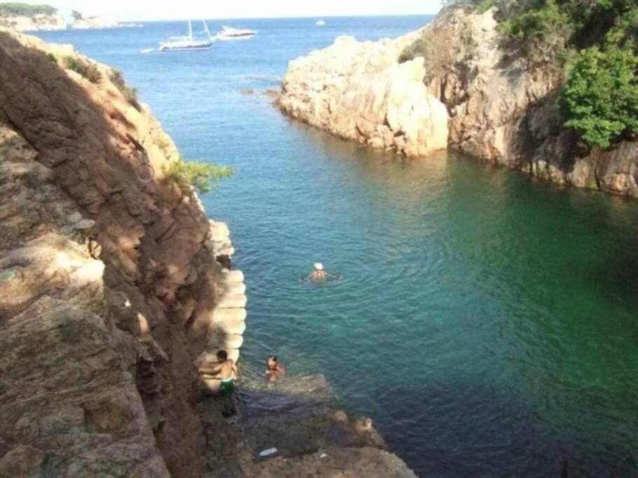 Apartamento Costa Brava Sagaró frontbeach cala acces Sant Feliu de Guíxols España